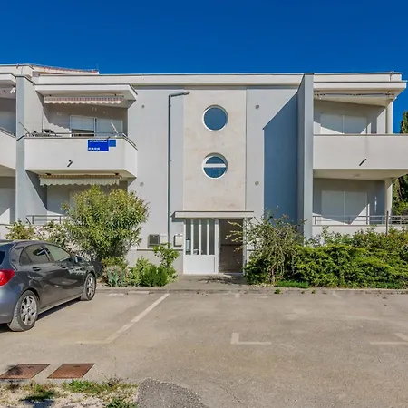 With Parking Space Zaton, Zadar - 24445 דירה
