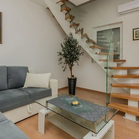 דירה With Parking Space Zaton, Zadar - 24445 זאטון